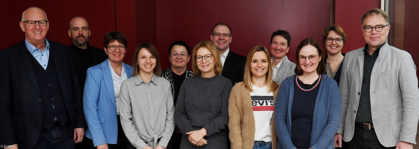 Team_KK-Schwaben-Altbayern 2 vor roter Wand